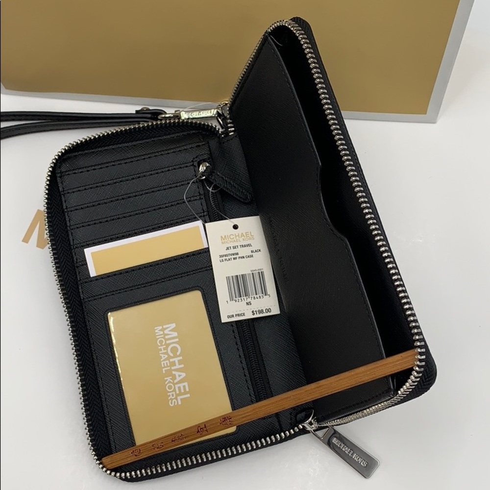 Michael Kors Jet Set Travel Phone Wallet Wristlet Black signature - Picture 11 of 16